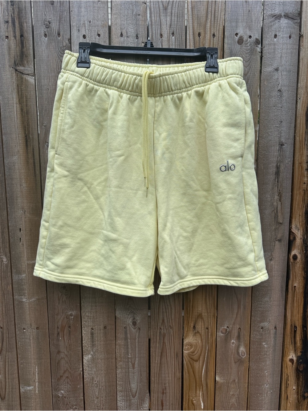 ALO Yoga Men’s Pale Yellow Fleece Drawstring Shorts